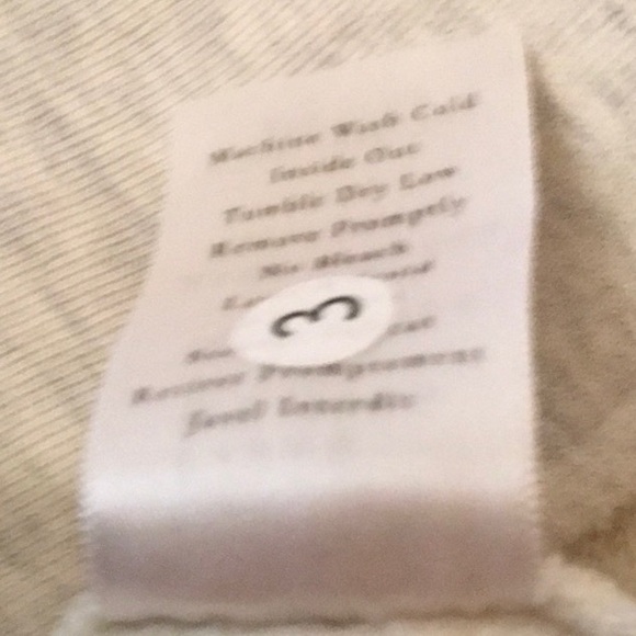 FRANK AND EILEEN BELFAST HEATHER WHITE. SIZE L - Picture 7 of 9